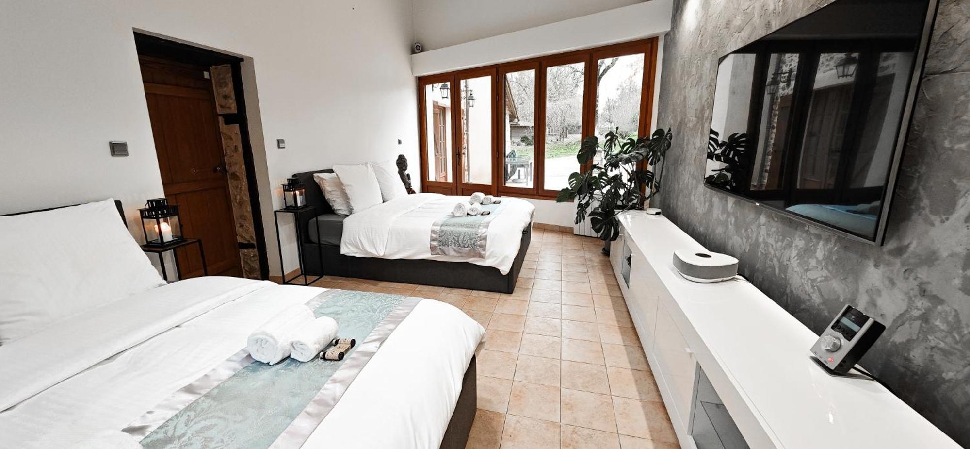 Villa Tagibao Avec Piscine Chauffee Et Spa Lesterps Dış mekan fotoğraf