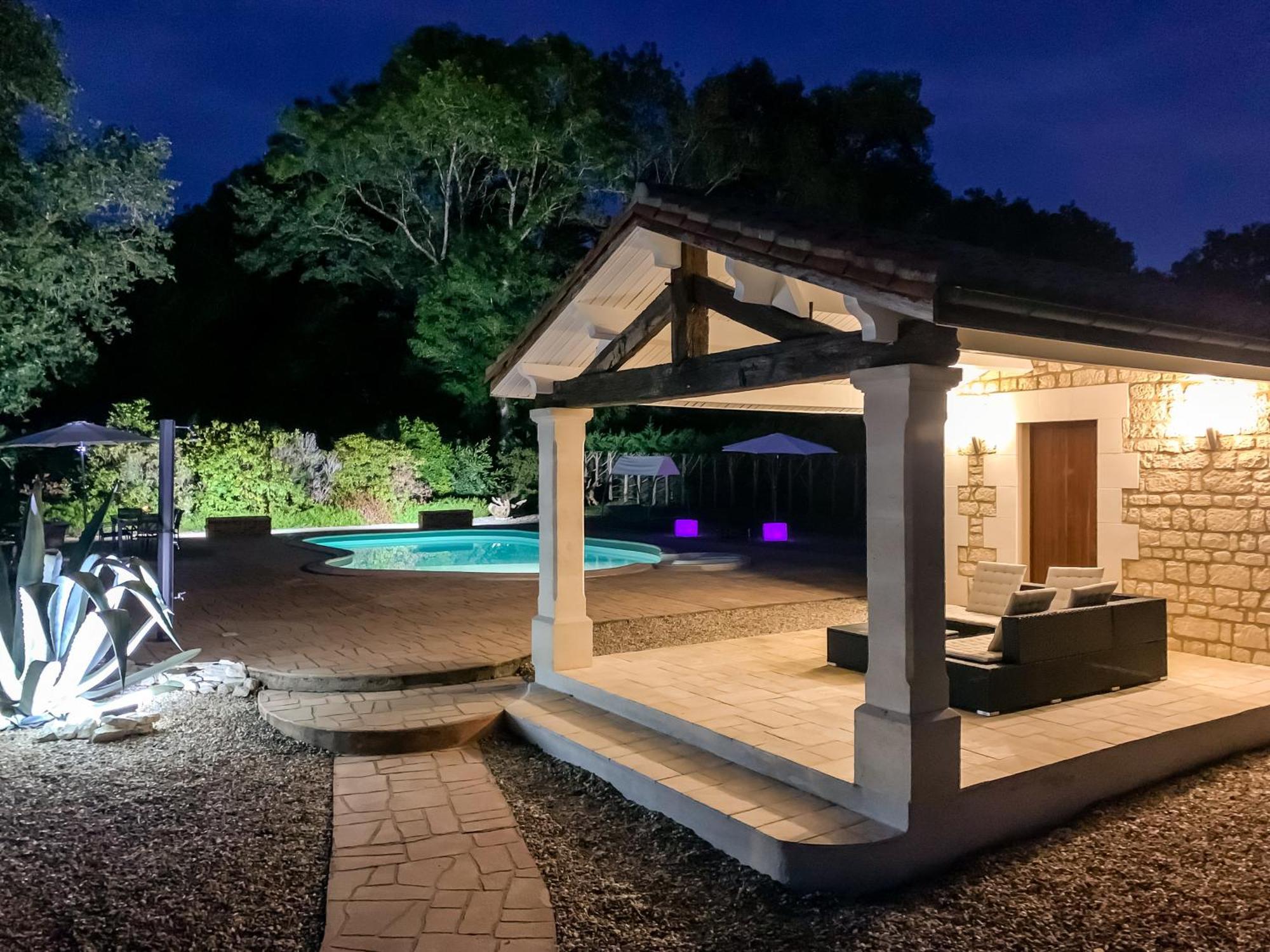 Villa Tagibao Avec Piscine Chauffee Et Spa Lesterps Dış mekan fotoğraf